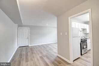 10 E 16th St in Frederick, MD - Building Photo - Building Photo