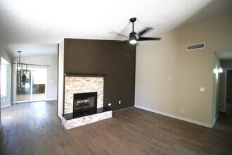 4517 Loma Canada Ct in El Paso, TX - Building Photo - Building Photo