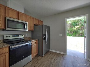 3327 E Paula Ln in Inverness, FL - Building Photo - Building Photo