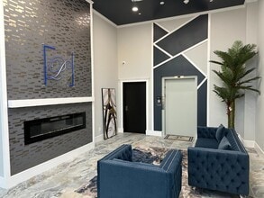 The Plaza of Plainfield in Plainfield, NJ - Foto de edificio - Building Photo