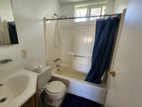 6123 3rd Ave in Lucerne, CA - Building Photo - Building Photo