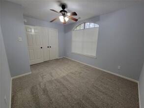 2218 Wickburn Dr in Spring, TX - Building Photo - Building Photo