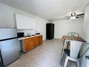 4200 NW 2nd St in Plantation, FL - Building Photo - Building Photo