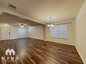 9106 Granberry Pass in Universal City, TX - Building Photo - Building Photo