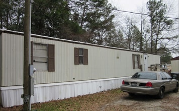 1012 Pampas Ln in Beech Island, SC - Building Photo - Building Photo