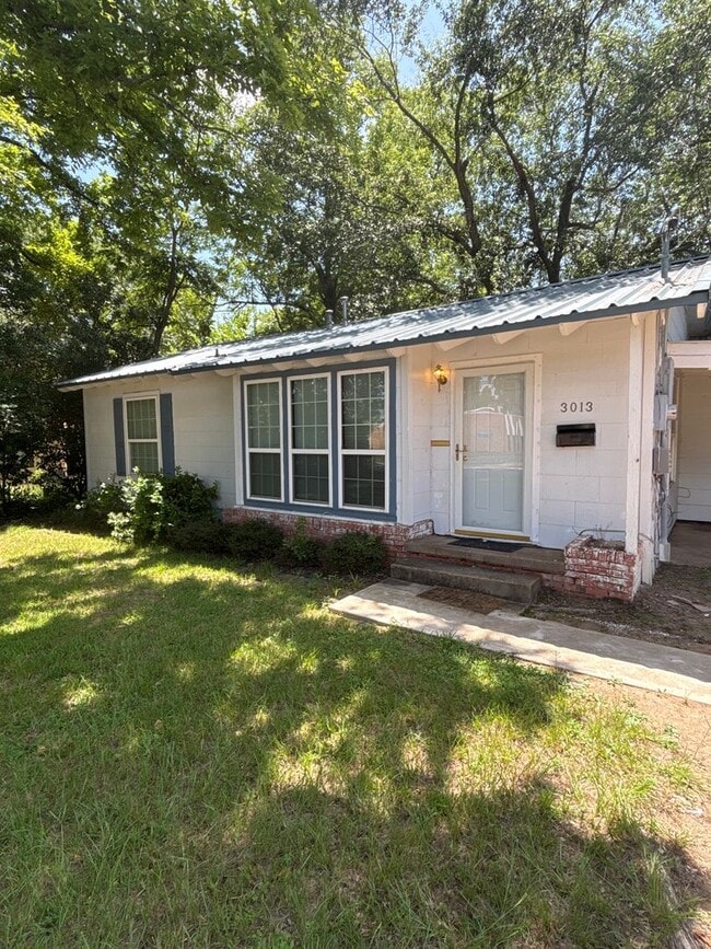 property at 3013 New Copeland Rd