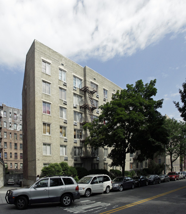 3563 Bainbridge Ave in Bronx, NY - Building Photo