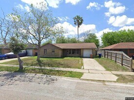 4609 Totton Dr in Corpus Christi, TX - Building Photo