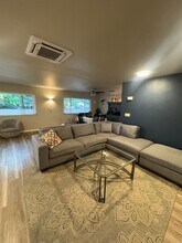 310 Woodhill Dr in Redding, CA - Building Photo - Building Photo