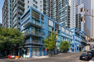 Harbor Steps Southwest Tower in Seattle, WA - Building Photo - Building Photo