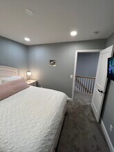 1 Candice Ct, Unit Private Bedroom in Medford, NY - Building Photo - Building Photo