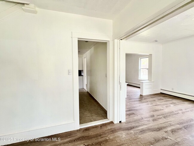 207 Midway Ave in Clarks Summit, PA - Building Photo - Building Photo