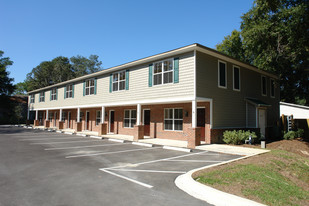 108 Hawkins Rd Apartments