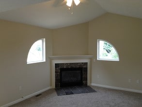 1205 Emery Ridge Dr in Batavia, OH - Building Photo - Building Photo