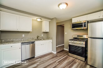 705 Churchill Ave in Pittsburgh, PA - Building Photo - Building Photo