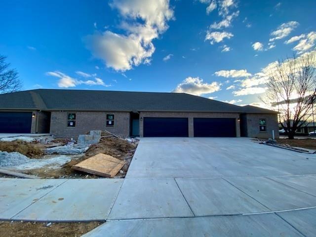 2314 W Persimmon St in Rogers, AR - Building Photo