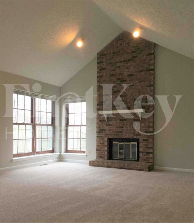4404 Caledonia Way in Indianapolis, IN - Building Photo - Building Photo