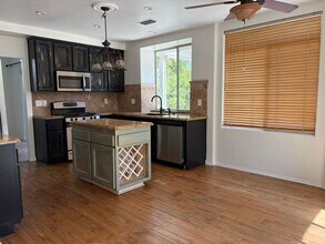 31989 Corte Soledad in Temecula, CA - Building Photo - Building Photo