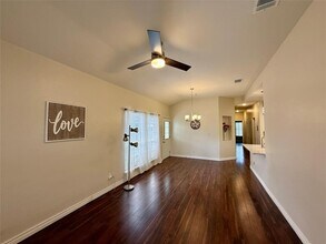 8703 Weiser Dr in Austin, TX - Building Photo - Building Photo