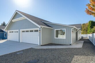 4255 N Stout Ct in Spokane, WA - Building Photo - Building Photo