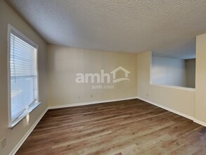 10812 Parker Dr in Indianapolis, IN - Building Photo - Building Photo