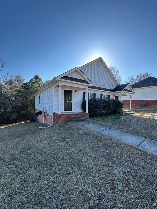 105 Musket Dr in Chickamauga, GA - Building Photo - Building Photo