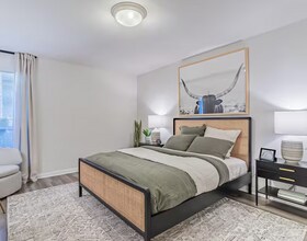 2277 S Kirkwood Rd in Houston, TX - Building Photo - Building Photo