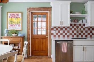 134 6th St in Greenport, NY - Building Photo - Building Photo