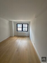 East 39th Street in New York, NY - Building Photo - Building Photo