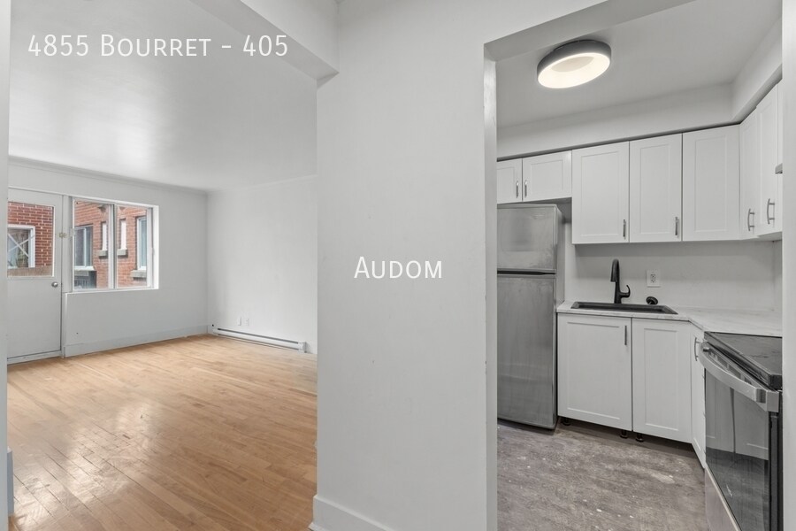 4855 Av Bourret in Montréal, QC - Building Photo