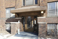 3219 Lyndale Ave S in Minneapolis, MN - Building Photo - Building Photo