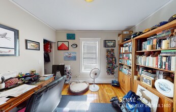 7 Chapman Pl in Cambridge, MA - Building Photo - Building Photo