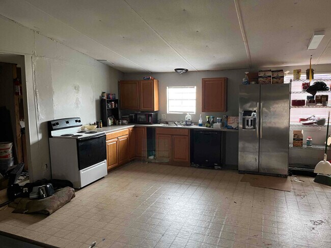 121 Donna Ct in Weatherford, TX - Building Photo - Building Photo