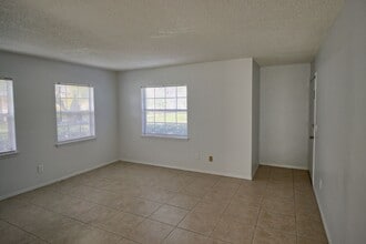 1300 E Muriel St in Orlando, FL - Building Photo - Building Photo