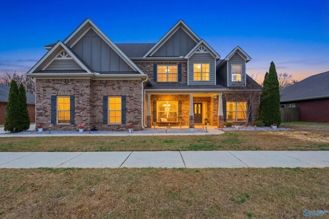 8349 Anslee Way NW in Huntsville, AL - Building Photo - Building Photo