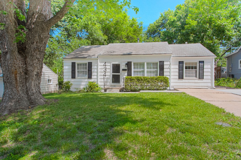 434 W 88 St in Kansas City, MO - Building Photo