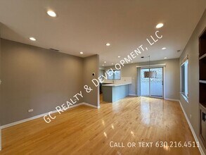 220 Des Plaines Ave in Forest Park, IL - Building Photo - Building Photo