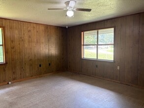 139 Hazelwood St in Mansfield, LA - Building Photo - Building Photo