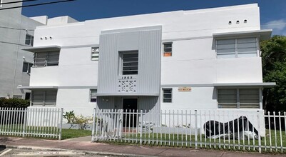 1965 Calais Dr in Miami Beach, FL - Building Photo - Primary Photo