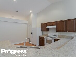 168 Johns Glen Dr in Jacksonville, FL - Building Photo - Building Photo