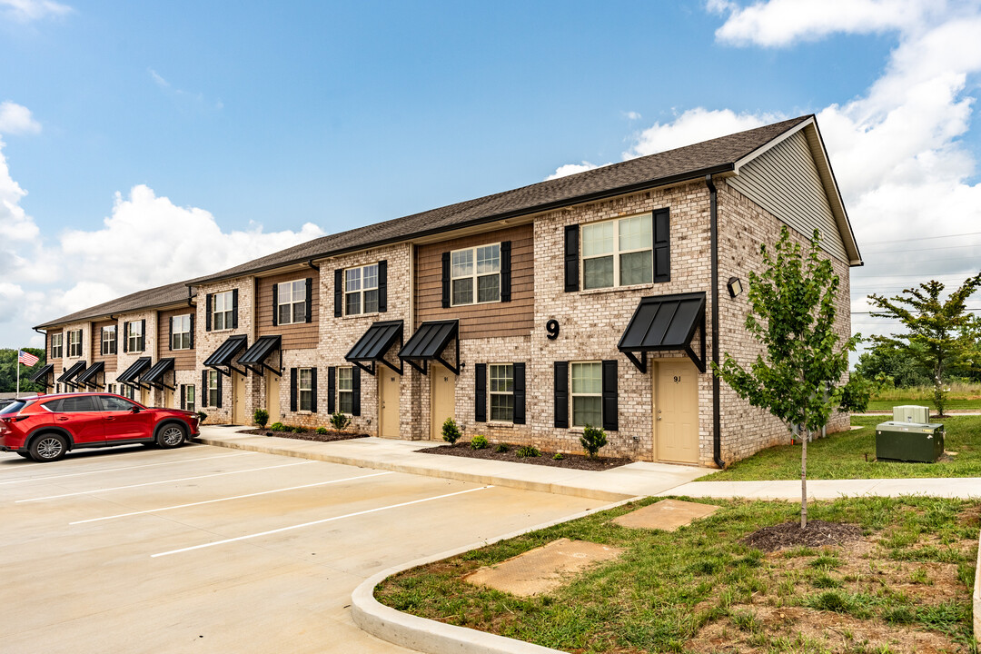 Pinebrook Townhomes in Clarksville, TN - Foto de edificio