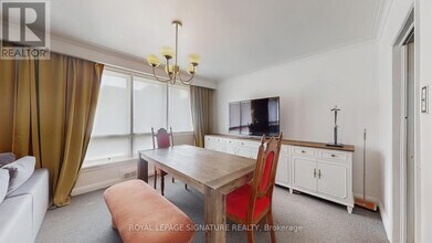 174 Caribou Rd in Toronto, ON - Building Photo - Building Photo