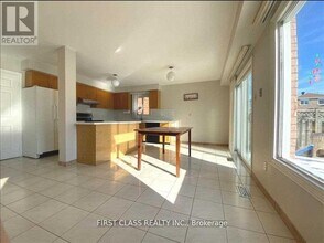 11 Coleraine Ave in Markham, ON - Building Photo - Building Photo