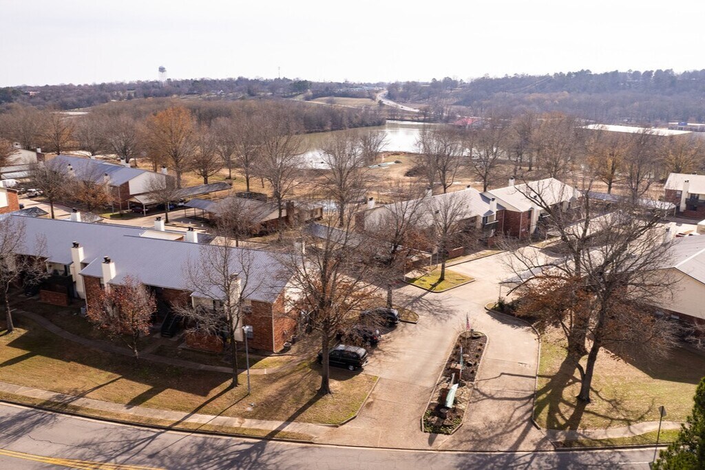 Harbortown Apartments Fort Smith, AR Apartments