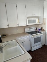 1602 W Washington Ave in Kinston, NC - Building Photo - Building Photo