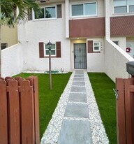 6843 NW 29th Ave in Fort Lauderdale, FL - Building Photo