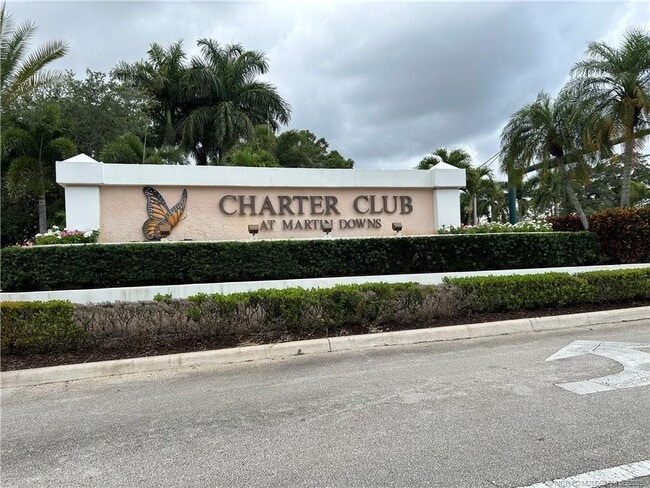 2114 SW Silver Pine Way in Palm City, FL - Building Photo - Building Photo