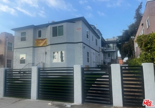 property at 1311 W Martin Luther King Jr Blvd