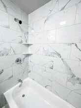 412 Mid-America Blvd in Midwest City, OK - Foto de edificio - Building Photo