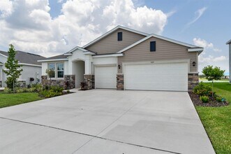 520 158th St E in Bradenton, FL - Building Photo - Building Photo